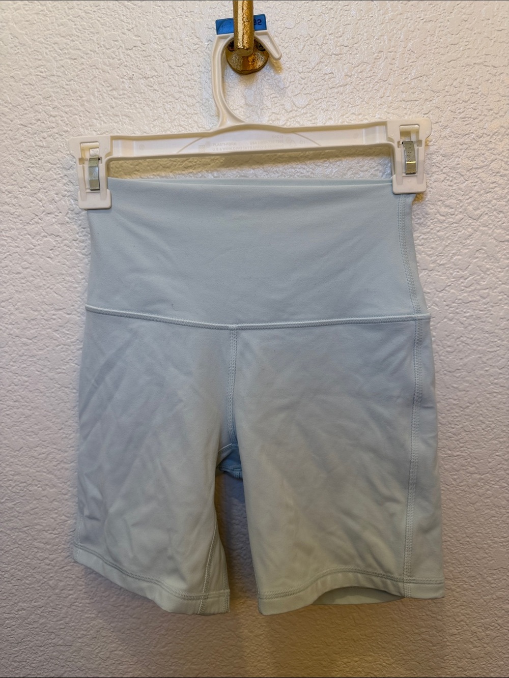 Lululemon ice light blue align short size 4